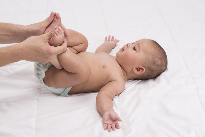 Táo bón thực thể ở trẻ thường xuất hiện từ sớm
