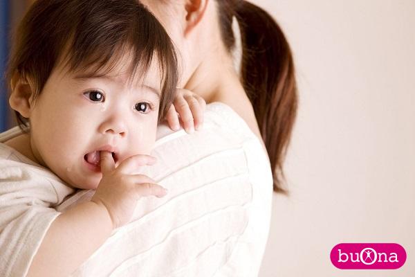 Tại sao bé bị hôi miệng khi mọc răng và cách khắc phục